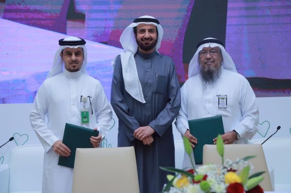 حرس الحدود يخلي بحارة أوكرانية تعرضت لحالة مرضية على متن يخت في البحر الأحمر