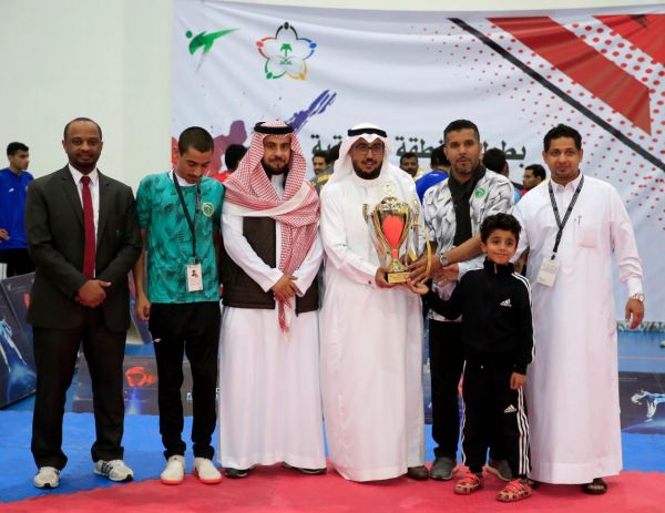 قسم الإدارة التربوية بجامعة الملك سعود ينظم حلقة نقاش حول نظام الجامعات الجديد