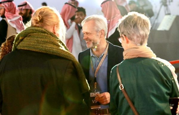 السفير المكسيكي يعبِّر عن سعادته بزيارة مهرجان الملك عبدالعزيز للصقور