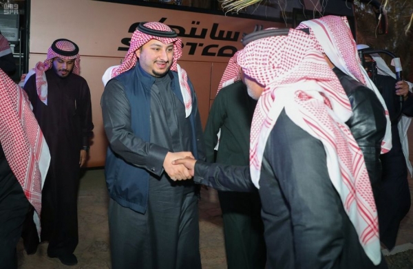 رئيسا هيئة الرياضة واتحاد السيارات والدراجات النارية يطمئنان على صحة الشيخ خالد القاسمي