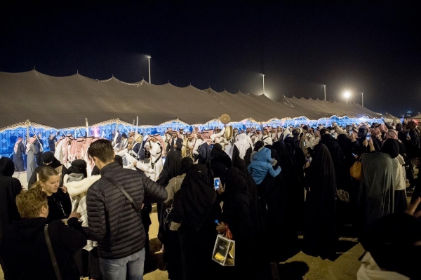 وزير الشؤون الإسلامية يزور جامع الشيخ زايد الكبير في أبو ظبي
