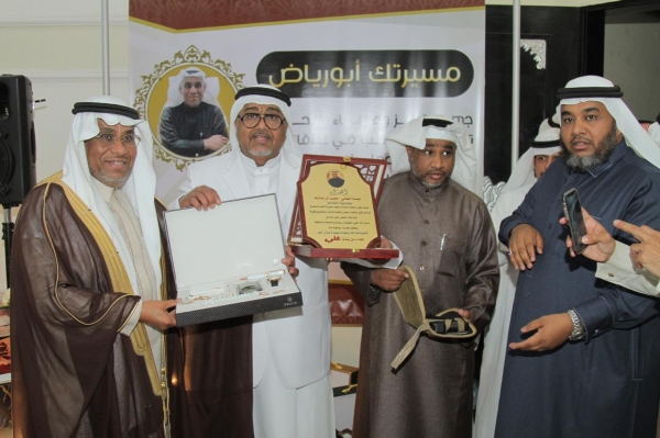 أمير منطقة الرياض يفتتح معرض تراثنا حبنا للفنون التشكيلية