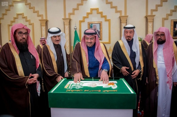 أمير القصيم : قيادتنا الرشيدة تمارس دورها الإسلامي والشرعي بتأسيس صندوق إبراء الذمة