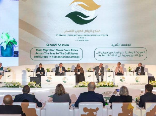 45 محكمة يحكمن 30 بحثا علميا في مشروع المؤتمر العلمي الـ 13 بقيادة الطلبة بتعليم مكة