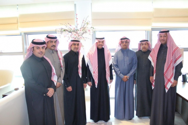 كلية الاتصالات بالرياض تنظم دورة عن الروبوت