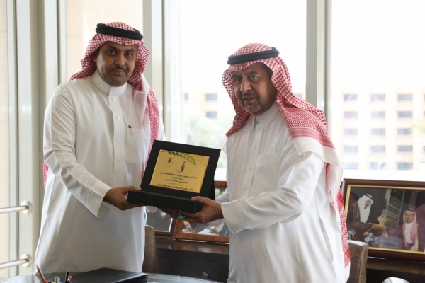 ال مبارك يفجعون بوفاة محمد منصور