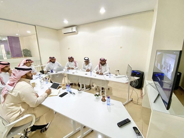 الغامدي يتفقد سير العمل في مركزي العقربية والروضة الصحي