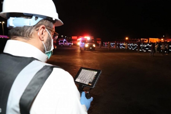 نائب أمير منطقة الرياض يزور المركز الوطني الصحي للقيادة والتحكم