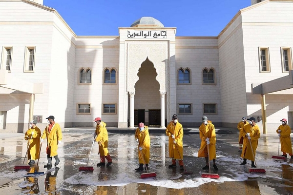 وزير الشؤون الإسلامية تفقد عدداً من المساجد والجوامع بمدينة الرياض للتأكد من جاهزيتها