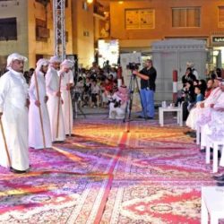 معرض السيارات الكلاسيكية يجذب زوار مهرجان جدة التاريخي