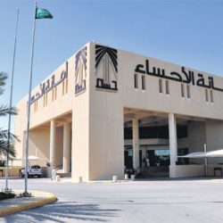 شاب يقطع يديه الاثنتين ليتوب عن السرقة