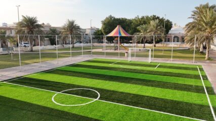 تطوير وتأهيل 10 ملاعب رياضية برأس تنورة لتعزيز جودة الحياة