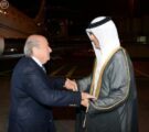 بلاتر يصل البحرين لحضور كونغرس الاتحاد الآسيوي