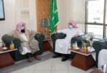 الشيخ العسيري يزور مدير عام مكافحة المخدرات بمنطقة الرياض