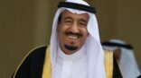 خادم الحرمين يغادر إلى جدة