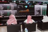 الأسهم السعودية تعلق علي انخفاض طفيف
