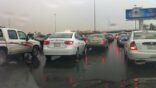 بالفيديو.. وقوع حادث على الجسر المعلق بالرياض أثناء تصوير شاب للطريق