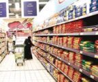 بعد تدني أسعار السلع دولياً.. “حماية المستهلك”: أسواقنا لا تستجيب للانخفاض العالمي