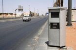 مصدر يوضح الحقيقة حول إيقاف مذيع بعد انتقاده لـ”ساهر”