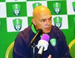 مدرب الأهلي يهدد تسعة لاعبين بالإبعاد.. والفهمي أول المغادرين