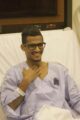 بالصور .. وليد باخشوين يجري عملية جراحيه ناجحه