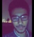 بالفيديو.. شاب سعودي يتناول الإفطار أعلى “برج المملكة”.. وقدماه متدليتان في الهواء