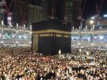 بالصور.. أكثر من 2 مليون مصلٍ يؤدون صلاتي العشاء والتراويح بالمسجد الحرام الليلة الماضية