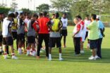 لاعبو الوحدة يطالبون مرسي بصرف الرواتب المتأخرة