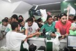 بالصور .. متجر الأهلي يشهد إقبالاً جماهيرياً لإقتناء طقم الفريق‎