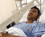 مواطن عشريني يمنح إحدى كليتيه لوالدته.. ويقول: “هدية بسيطة”