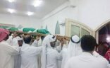 أهالي القطيف يشيعون الطفلة “سكينة” المتوفاة نتيجة إهمال طبي