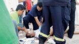 القطيف: أب يضحي بحياته لإنقاذ طفله من الغرق بجزيرة تاروت (صور)