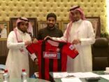 بالصور .. الرائد يستعير الحمد من الهلال