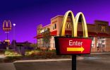 “ماكدونالدز السعودية” توضح حقيقة لافتة “المواد المسببة للسرطان” في مطاعمها ..(صور)