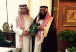 “الحياة الفطرية” توضح حقيقة الصورة المتداولة لأحد المتهمين بانتهاك أنظمتها مع رئيس الهيئة