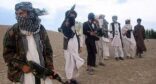 مسلحون يقتلون 13 مدنيا في حافلة صغيرة بشمال أفغانستان