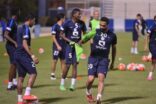 دونيس يعلِّق القحطاني..ولخويا يصدم جماهير الهلال