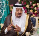 بالصور.. خادم الحرمين يستقبل العلماء والأمراء والمواطنين