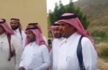 بالفيديو.. مواطن بـ “سراة عبيدة” يطالب المحافظ بتسليحهم.. والمحافظ: الدولة حريصة على توفير الأمن للجميع
