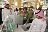 بالفيديو والصور.. تدشين 15 “كاونتر” جوازات ضمن تطوير صالة المغادرة بمطار الملك خالد