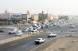 مصادرة حمولة شاحنتين مياه و(5000) دجاجة بمكة المكرمة و3000 كرتون مياه