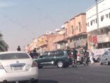 القوات الأمنية تطوق حي بدر بالدمام