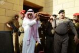 بالصور.. أمير منطقة حائل ‏على رأس مشيعي شهداء “حادثة الشملي”