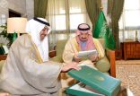 أمير الرياض يستقبل رئيس المجلس البلدي بمدينة الرياض