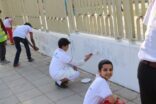 أشبال المعرفة يطمسون الكتابات على جدران