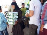 الحملة السعودية لنصرة السوريين تواصل توزيع وجبات الإفطار لهم