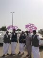 نادي جازان لخدمة المجتمع يوزع 400 مظلة شمسية بحملة  ⁧وطن بلا مخالف