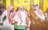 الأمير محمد بن عبدالعزيز يعزي ذوي الشهيد محمد نشيلي