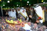 أمير منطقة تبوك يدشن مهرجان الورد والفاكهة في نسخته الخامسة