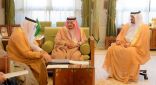 أمير منطقة الرياض يستقبل الرئيس التنفيذي لشركة الكهرباء وعدداً من مسؤوليها